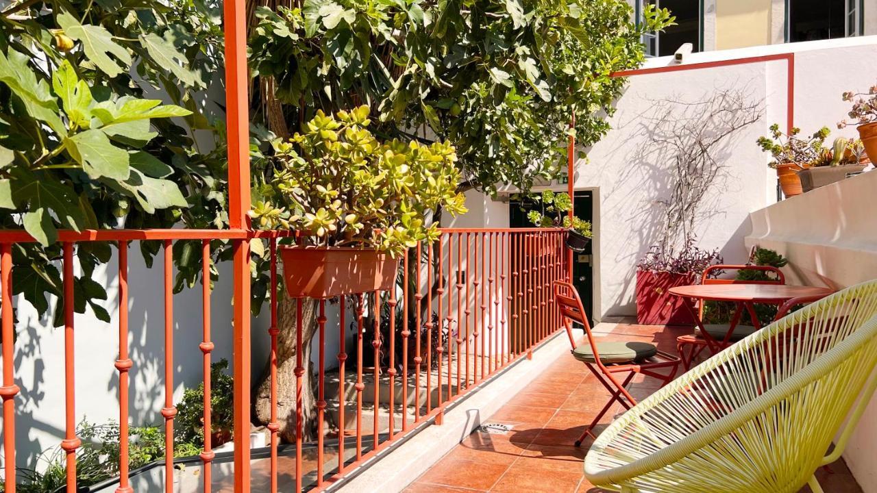 Guest house Casa Do Bairro By Shiadu